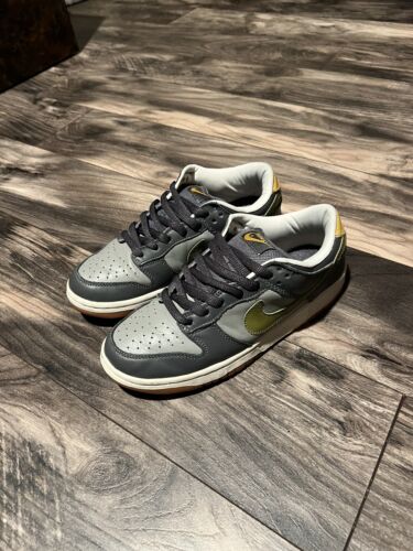 Nike Dunk Low Pro B 2002 624044 - 032 Camper Green Co.jp Pre Nike Dunk Low Pro B 2002 624044 - 032 Camper Green Co.jp Pre