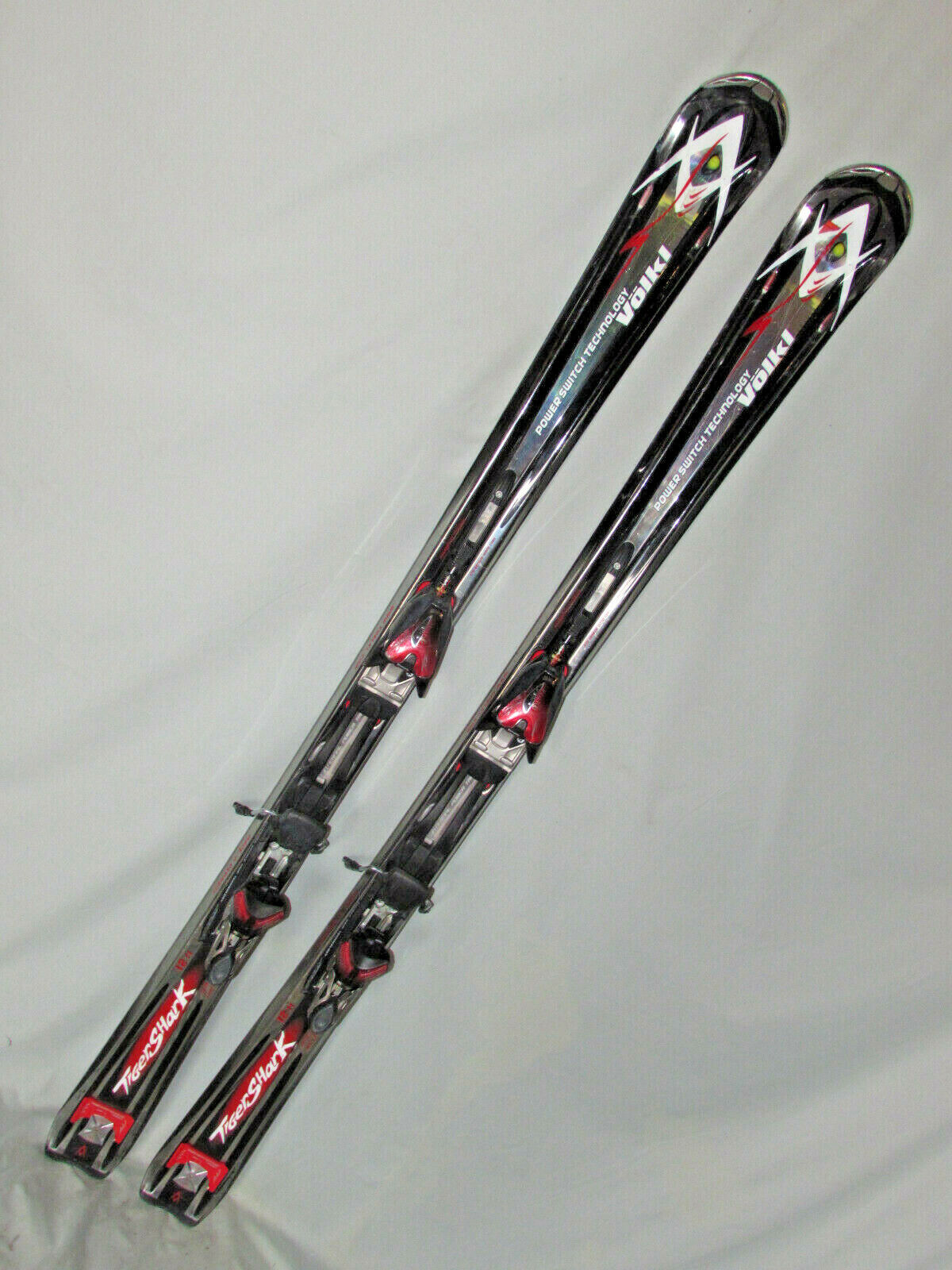 Volkl Tigershark 12A skis 161cm with Marker Motion 12.0 Volkl Tigershark 12A skis 161cm with Marker Motion 12.0