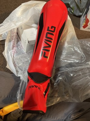 FIVING MMA Muy Thai / Kickboxing / Training Padded Shin Guards White Size Largr