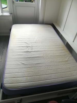 MEMORY FOAM NO SPRING NO COIL MATTRESS REVERSIBLE SMALL DOUBLE 120x190cm 4'x6'3