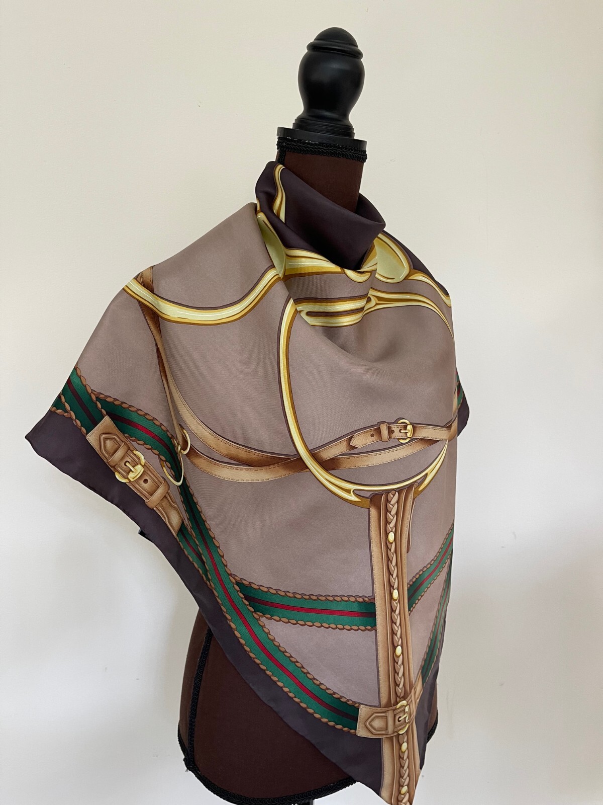 Pre-owned Gucci Unisex  Silk Wrap Logo Print Horsebit Equestrian Brown Beige Scarf