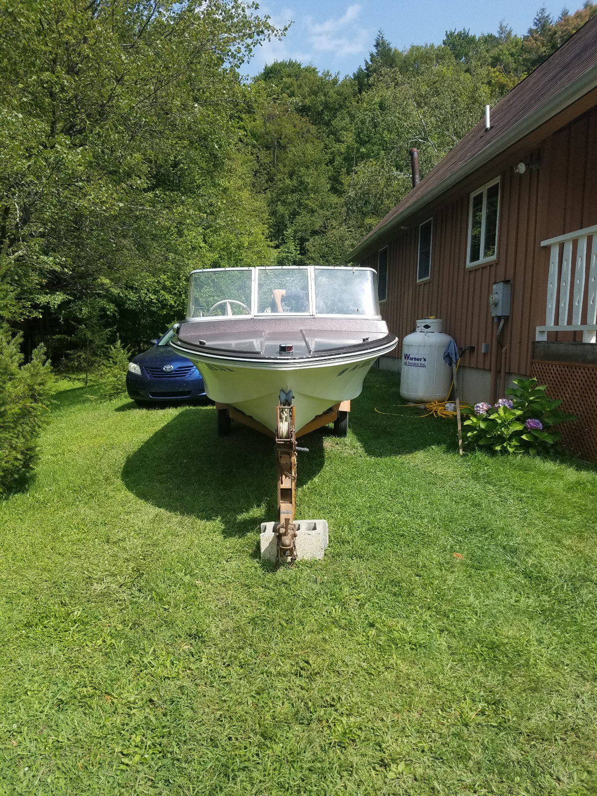 1967 16ft Winner Boat with 50hp Mercury Outboard & Trailer