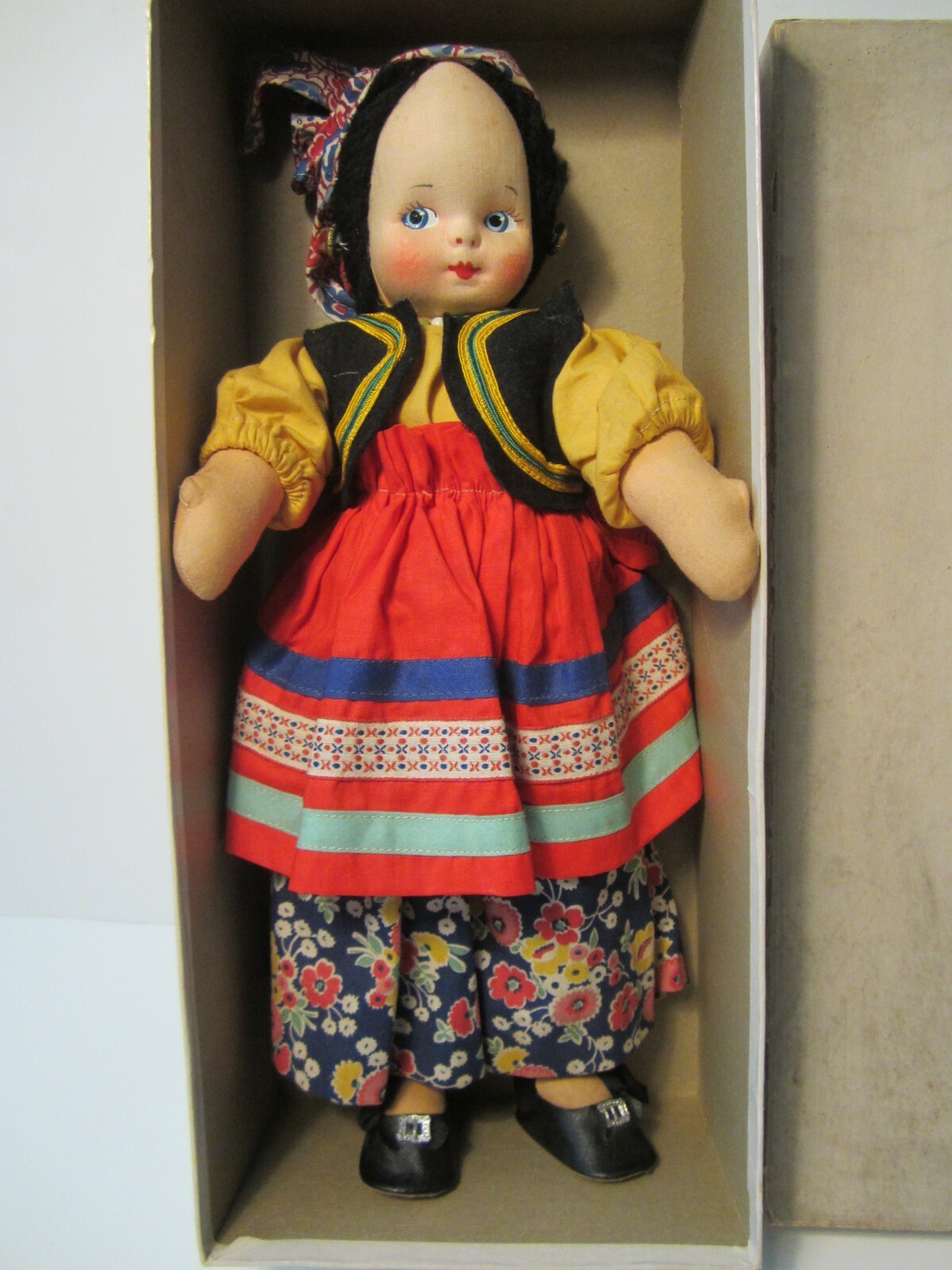 Vintage Molly'es Cloth Vina Gypsy Doll Mint In Box MIB Fantastic Cloth Doll Nice