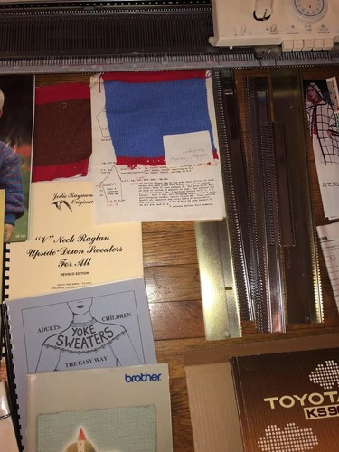 Brother KH-892E Knitting Machine with Tons Of Attachments With A Lot More Look!