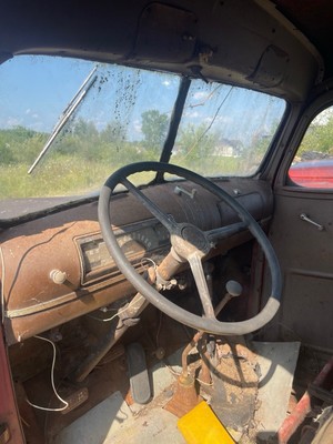 image 2 of interior