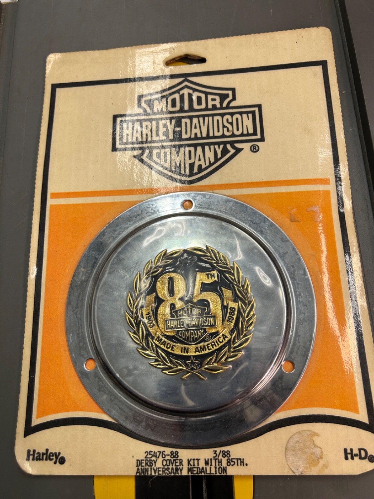 アクセサリー HARLEY DAVIDSON 85th ANNIVERSARY GOODS 1988 Harley-Davidson FXSTS 85th Anniversary Springer for