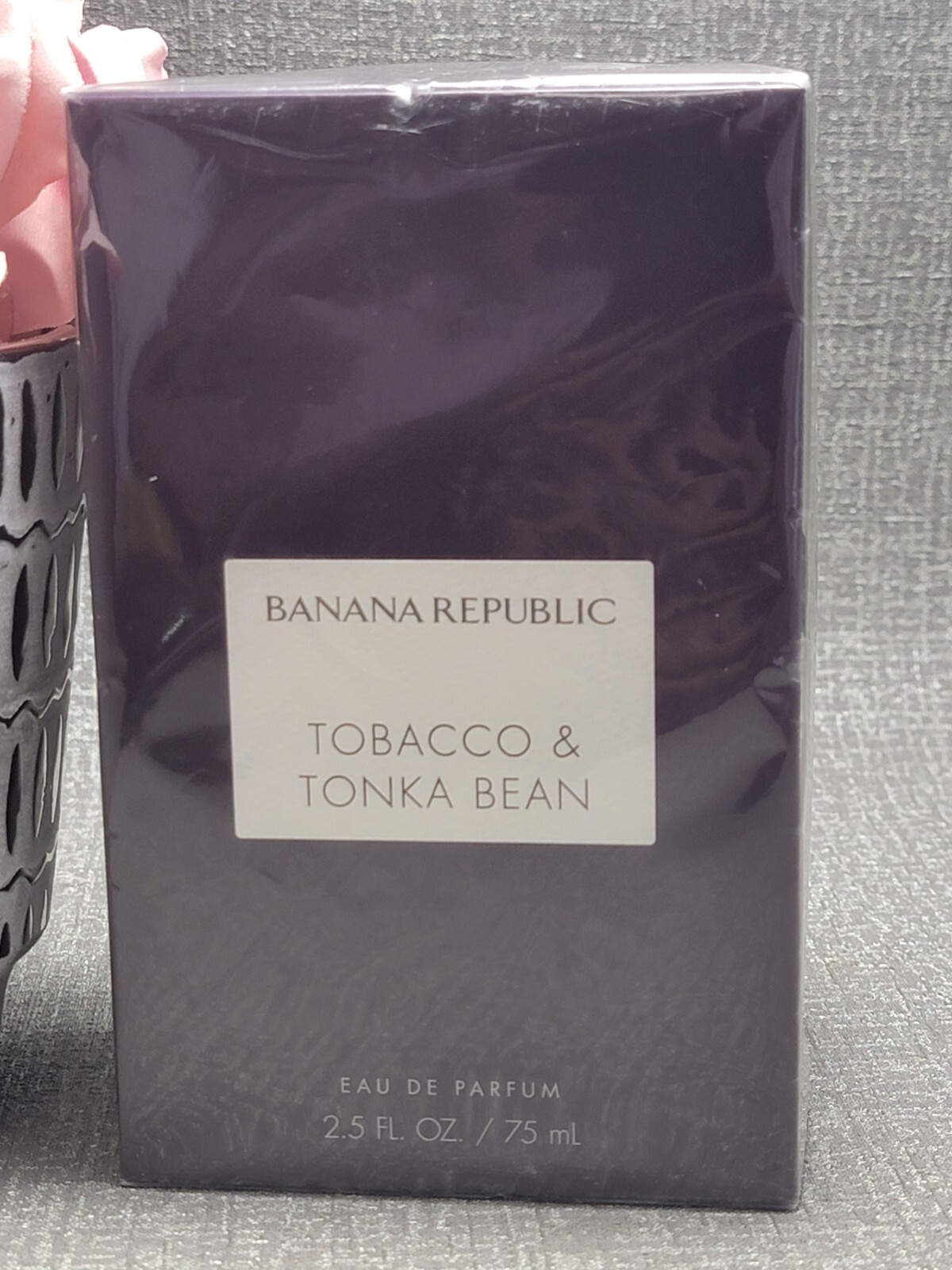 Banana republic tobacco tonka. Парфюм банана репаблик табако. Banana republic tobacco tonka bean. Banana republic tobacco tonka bean. Парфюмерная вода banana republic tobacco & tonka bean.