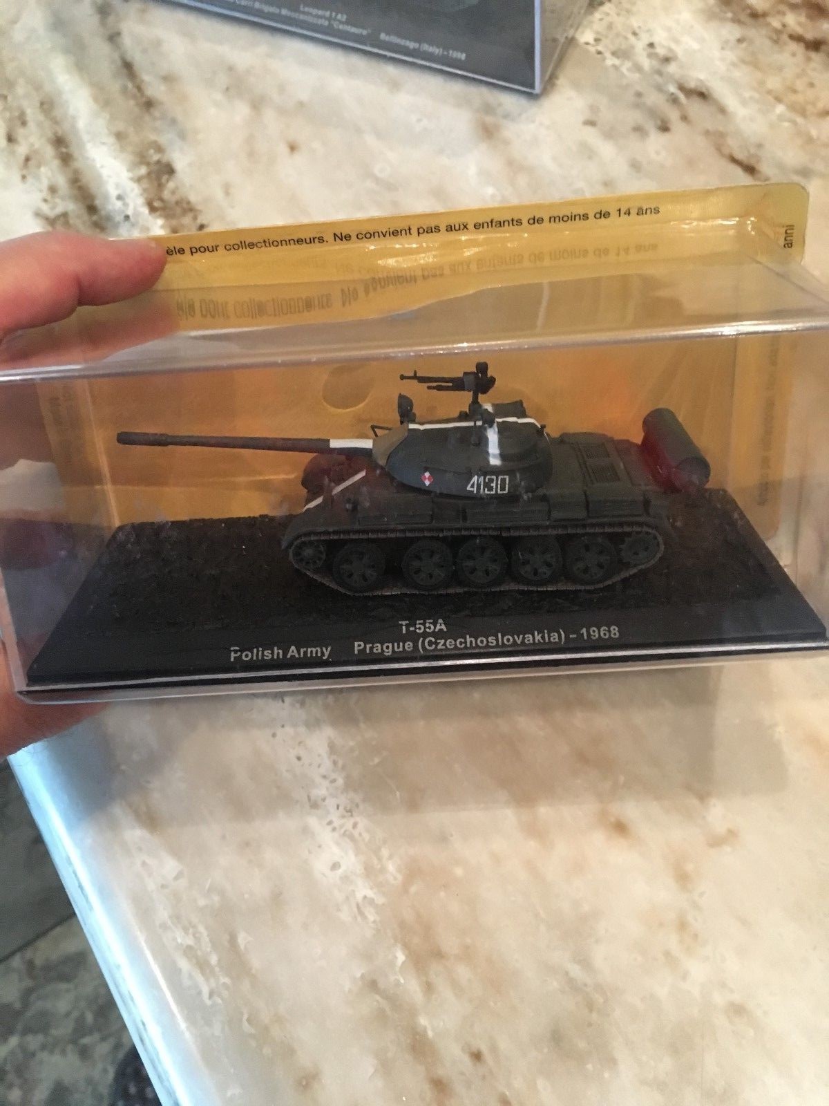 6 1/72 Military Tanks,USSR  2,Czech.,Saudi, Japan and Italian.  NIB