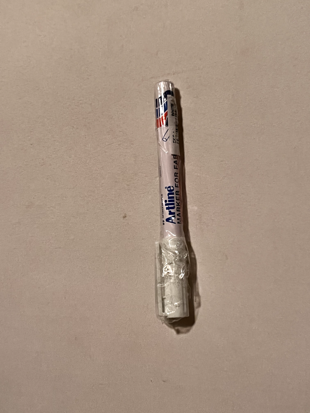 ART LINE WHITE SOLID FABRIC CLOTHING MARKER PERMANENT