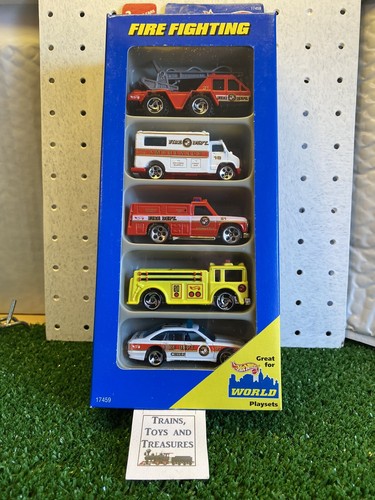 1996 Hot Wheels Fire Fighting Gift Pack 17459 Mattel Hot