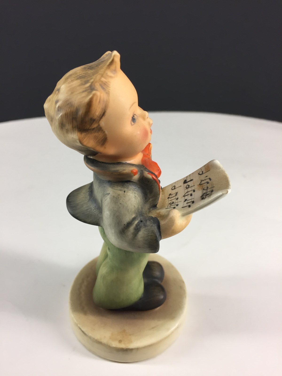 older Hummel Goebel Figurine lol  #135 Soloist, Full Bee, Boy Singing