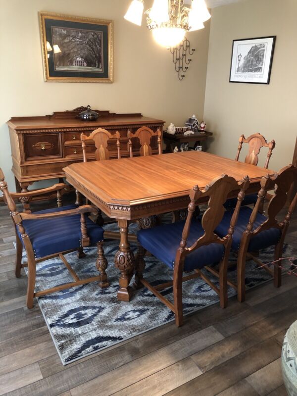 Antique Rockford Dining Room Table Buffet Curio/Hutch