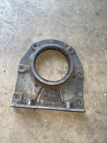 1939 Allis Chalmers B Used Rear Engine Oil Seal Retainer    Antique Tractor