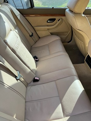 image 4 of interior