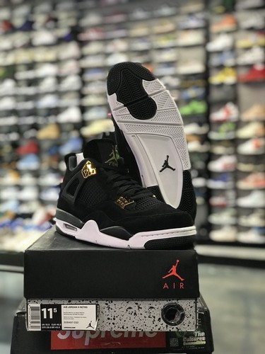 NIKE AIR JORDAN 4\