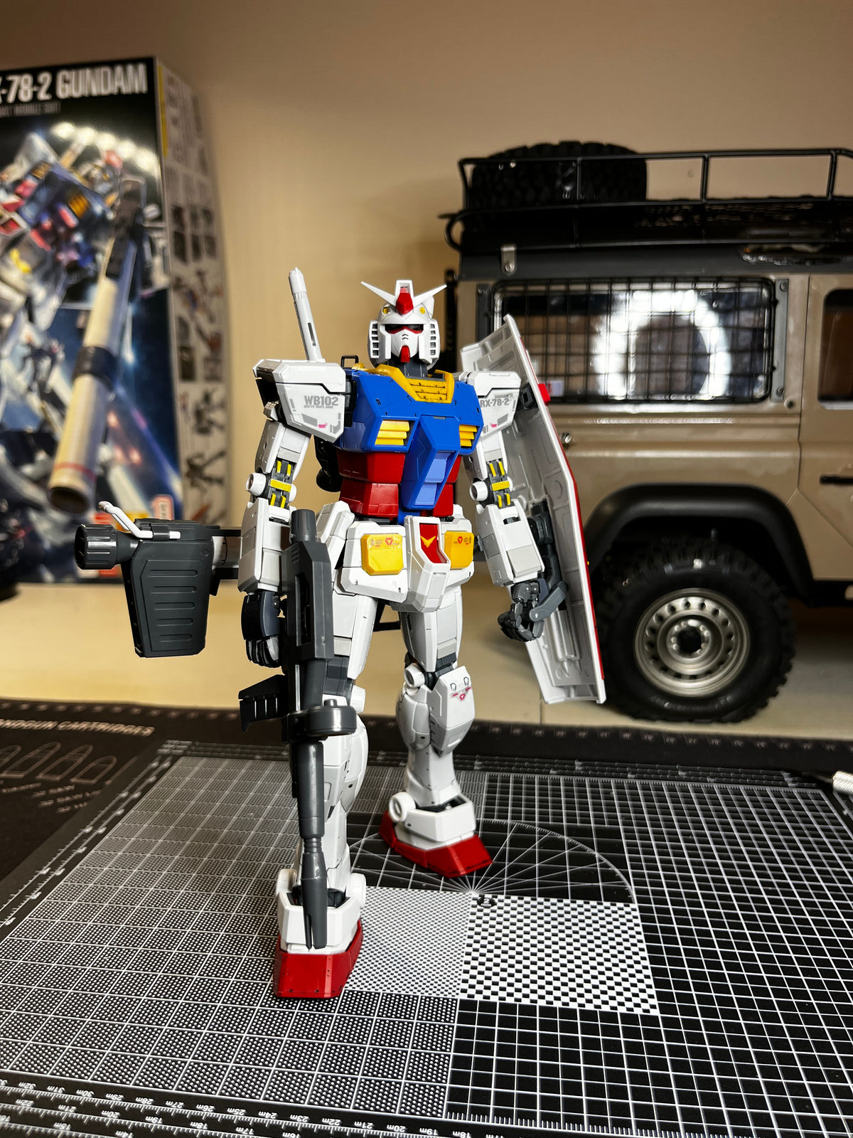 BANDAI SPIRITS MG 1/100 0079 RX-78-2 Gundam Ver. 3.0 Model BANDAI SPIRITS MG 1/100 0079 RX-78-2 Gundam Ver. 3.0 Model