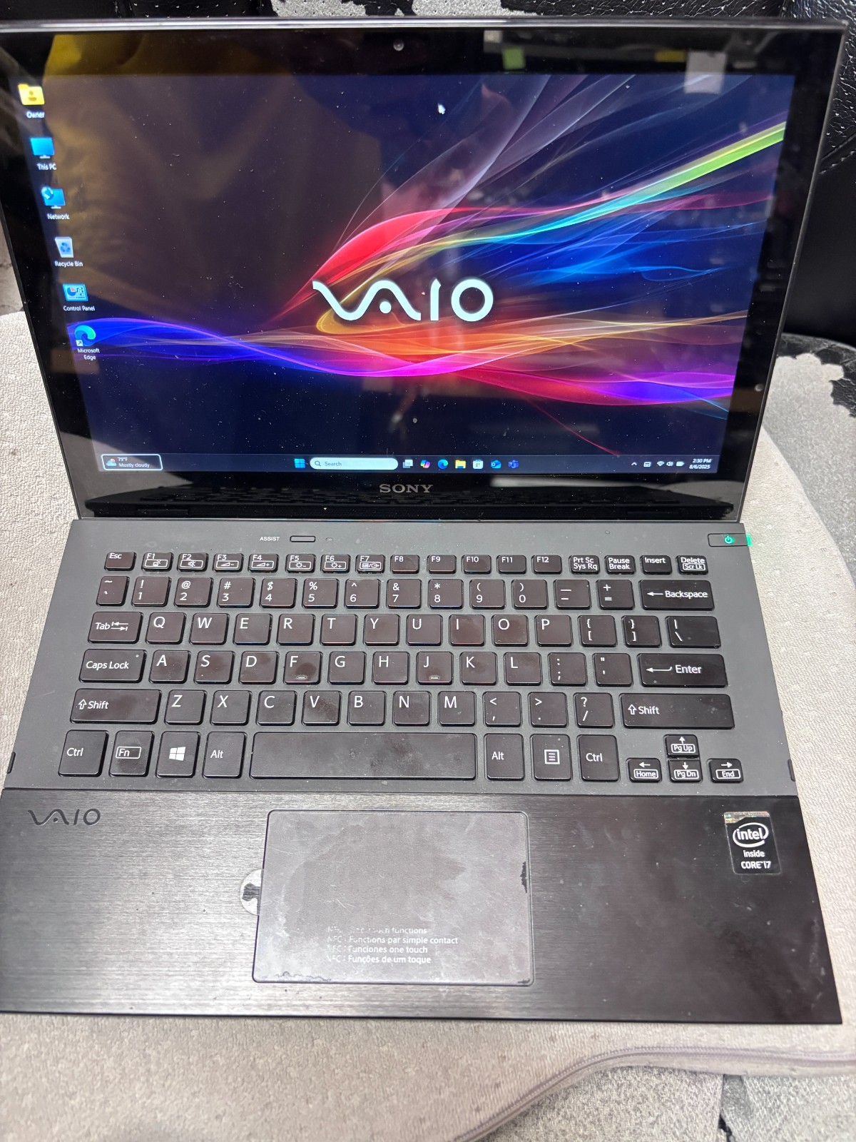 Windowsノート本体 VAIO Pro 13 mk2 i5-6200U 4GB M.2 128GB Sony VAIO Pro 13 Ultrabook M.2 Native PCIe SSD Review - 1GB