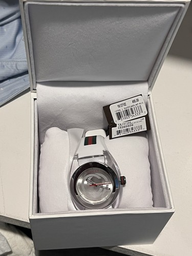 GUCCI時計YA137104A 137.1 SYNC Gucci Sync for C$258 for sale from a Seller on Chrono24
