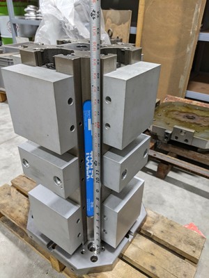 Teco 8 station manual vice for 400mm pallet