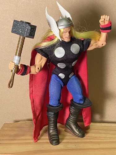 アメコミ TOYBIZ MARVEL LEGENDS THOR $_12.JPG?set_id=880000500F