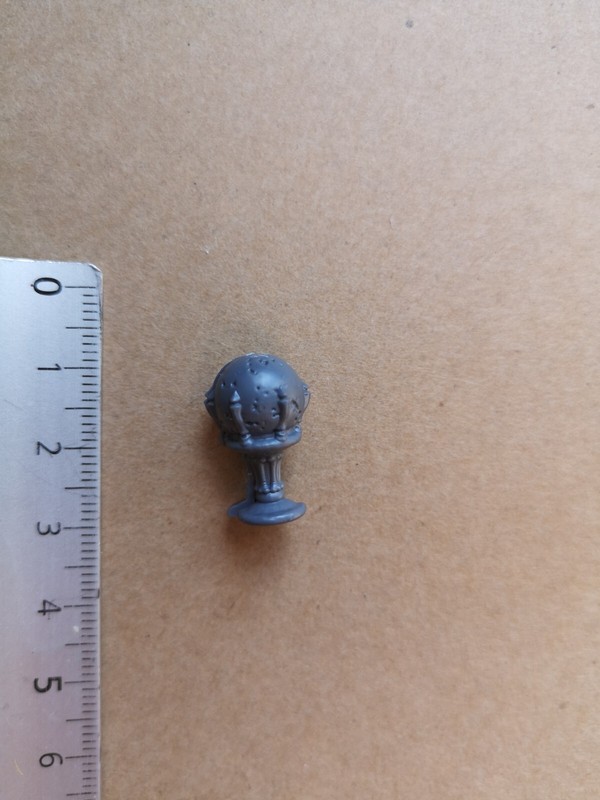 Dragon Claw Palantir/ Miniature / Dungeons & Lasers/M882