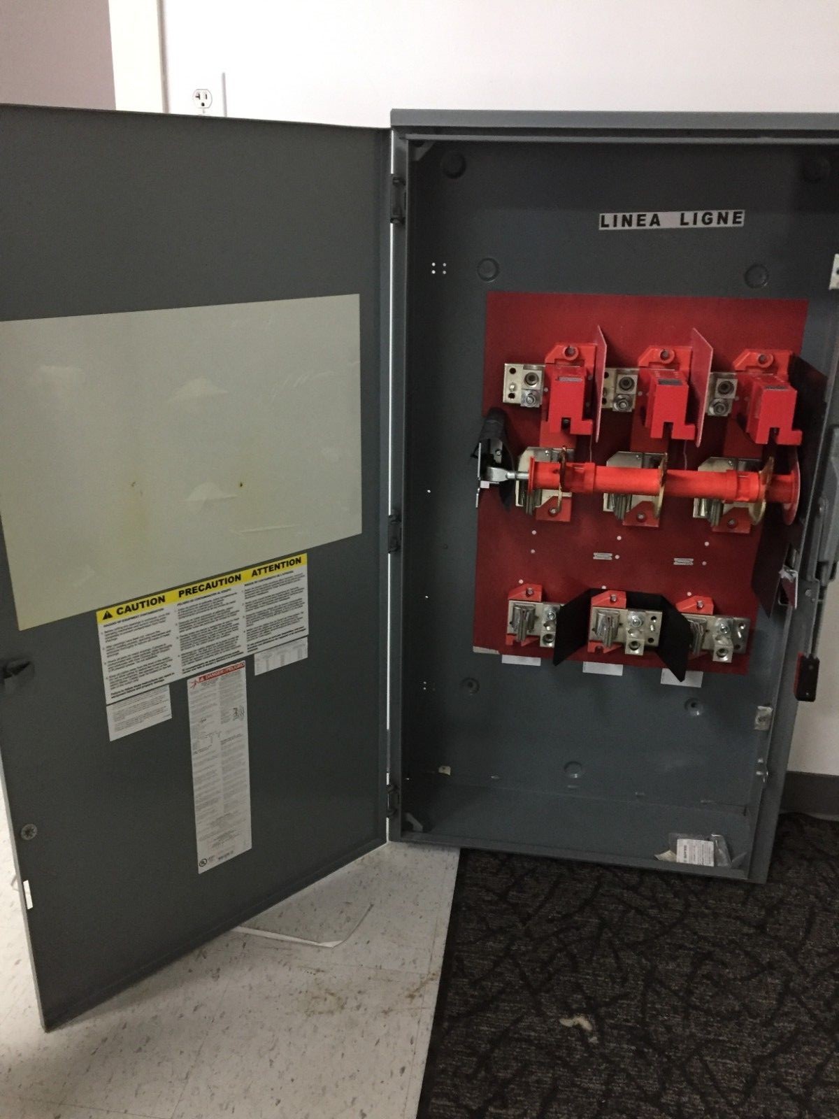 SQUARE D H365R 400 AMP 600 VOLT 3-PHASE FUSIBLE OUTDOOR DISCONNECT SAFETY SWITCH