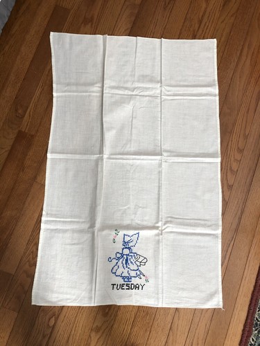 Vintage Sunbonnet Sue Quilt Pieces