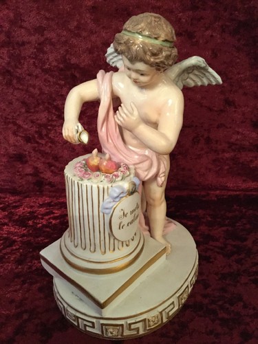 Große Meissen Figur Amor Engel Putto Devisenkind Cherub 20 cm 1. Wahl 