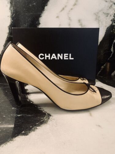 Chanel Two-Tone Pumps - Beige and Black - Size 9.5 (39.5) | eBay Chanel Two-Tone Pumps - Beige and Black - Size 9.5 (39.5) | eBay