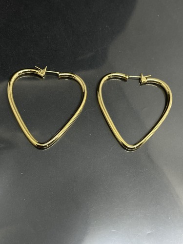 【VINTAGE HOLLYWOOD】Petit Catch Love Earrings_2478EA700M Vintage Cartier Love Mini Hoop Earrings at Susannah Lovis