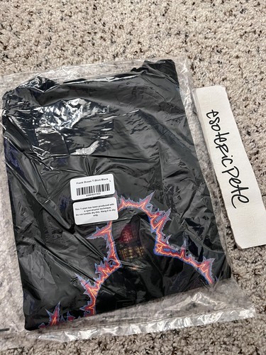 Fanks! Tシャツ　XL TM NETWORK Kids Inter V T-Shirt (8-14 Years) in Black| Vans UK