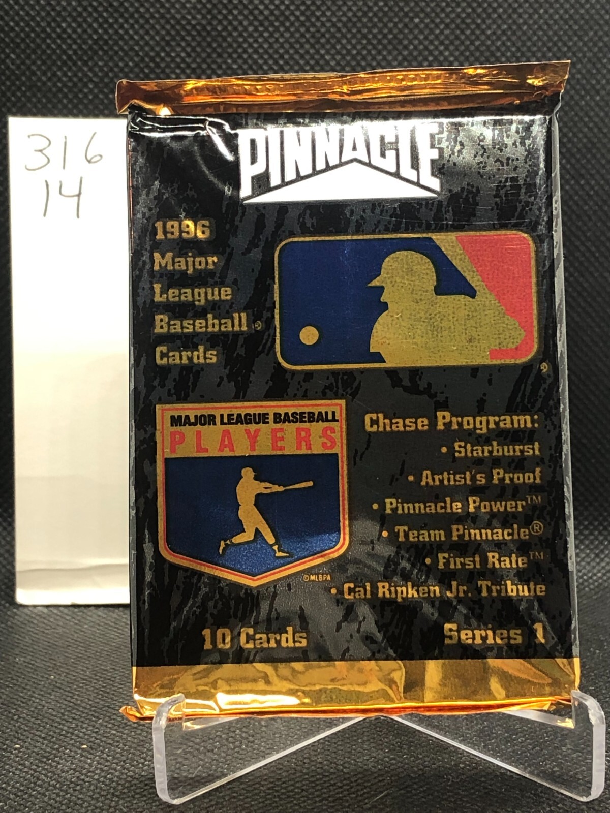 1996 Pinnacle Baseball Series 1 MLB. 1 Pack. New, Sealed
