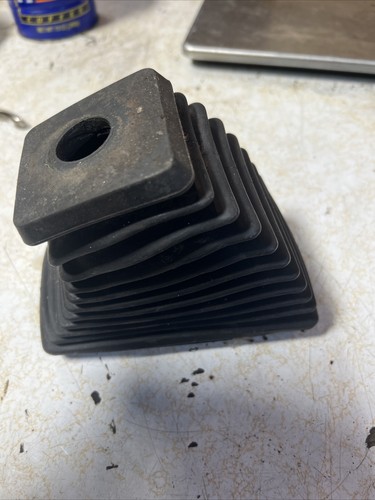 Cub Cadet 735-3028 Steering Boot 1340 1440 1535 1641 1541
