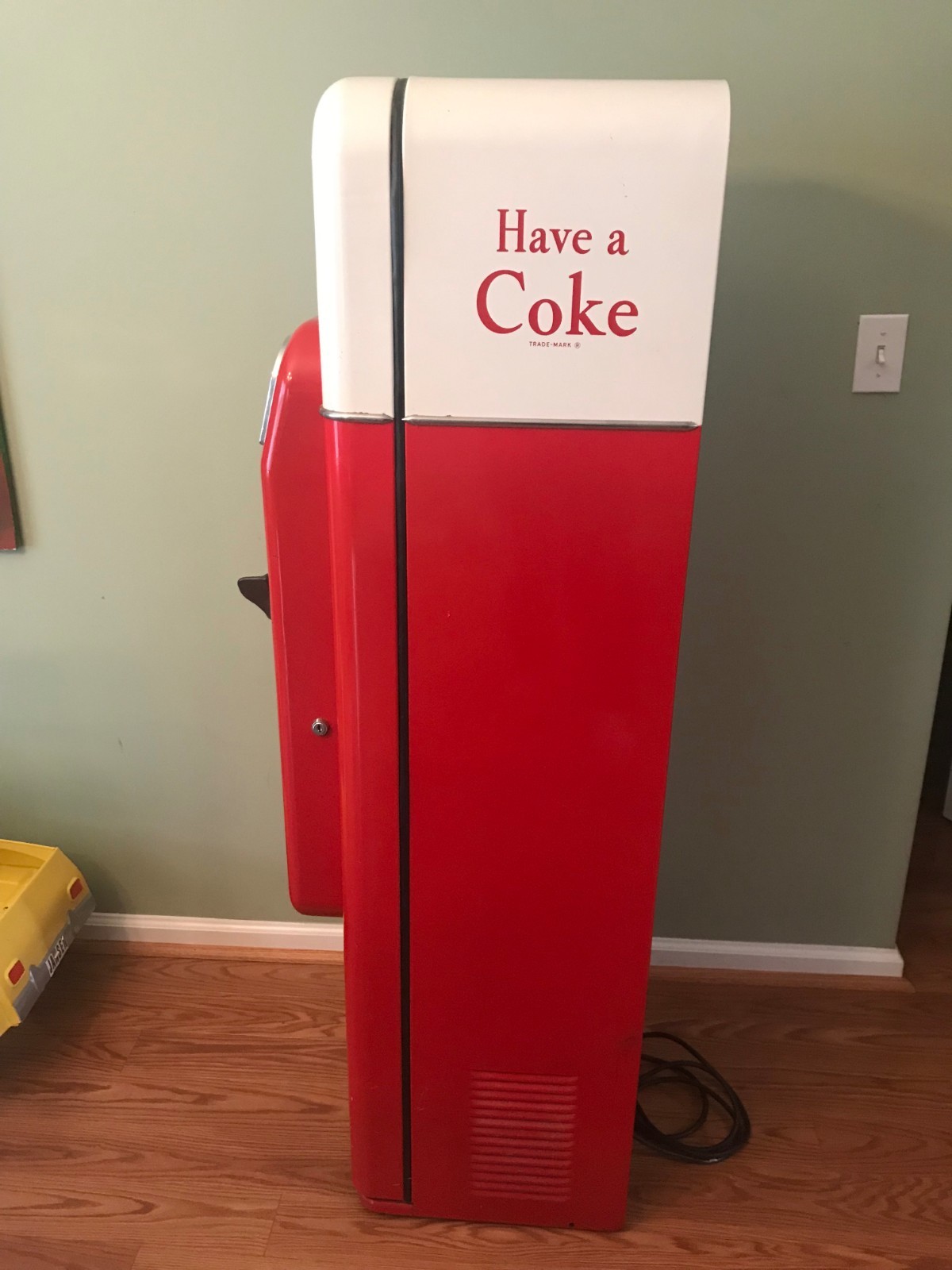 1955 VMC Vendo 44 Coke Machine Original Fully Functional