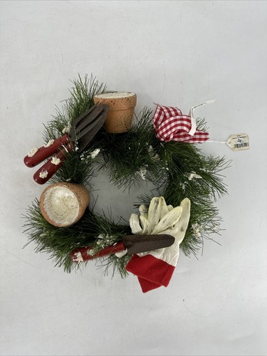 RARE Vintage Hallmark JAN KARON Christmas Wreath 12" Gardener Decor Holiday