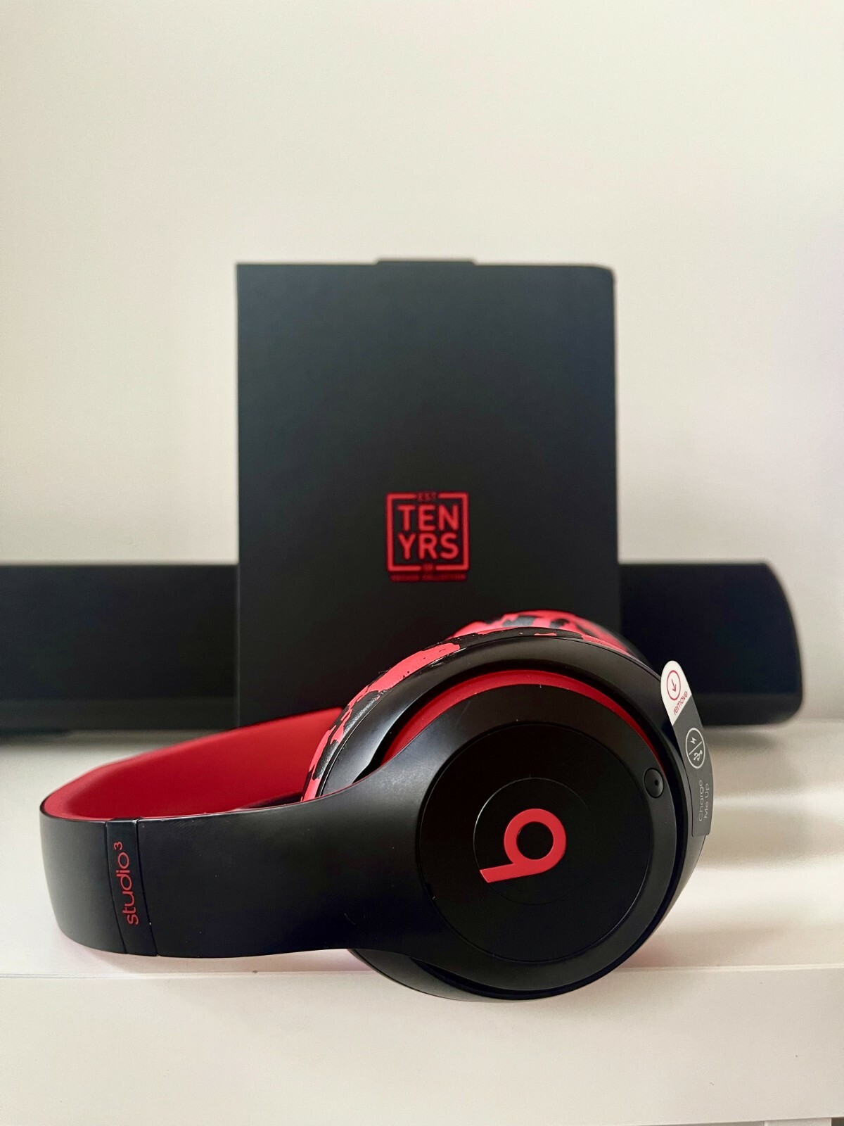 Beats by dr. dre 黒赤 Headphones - Beats by Dre (black & red) | eBay