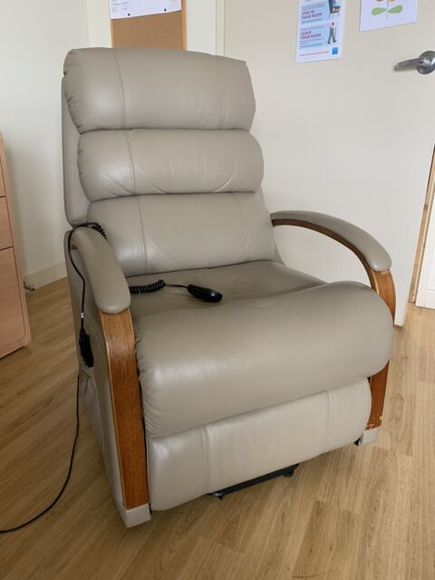 Lazy boy recliner lounge chair | Armchairs | Gumtree ...