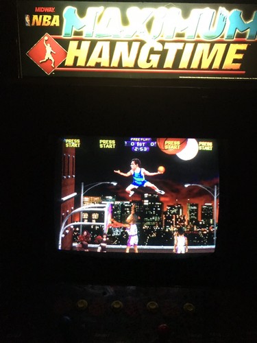 NBA Maximum Hangtime 4 Player Arcade! (Game Play is similar to NBA Jam)