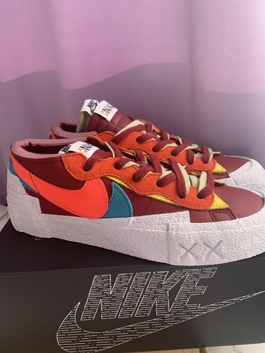 KAWS × sacai × Nike Blazer Low Team Red $_32.JPG?set_id=880000500F