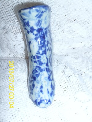 PORCELAIN HIGH HEEL ONE OF 3 VINTAGE BLUE STAMP ON BOTTOM