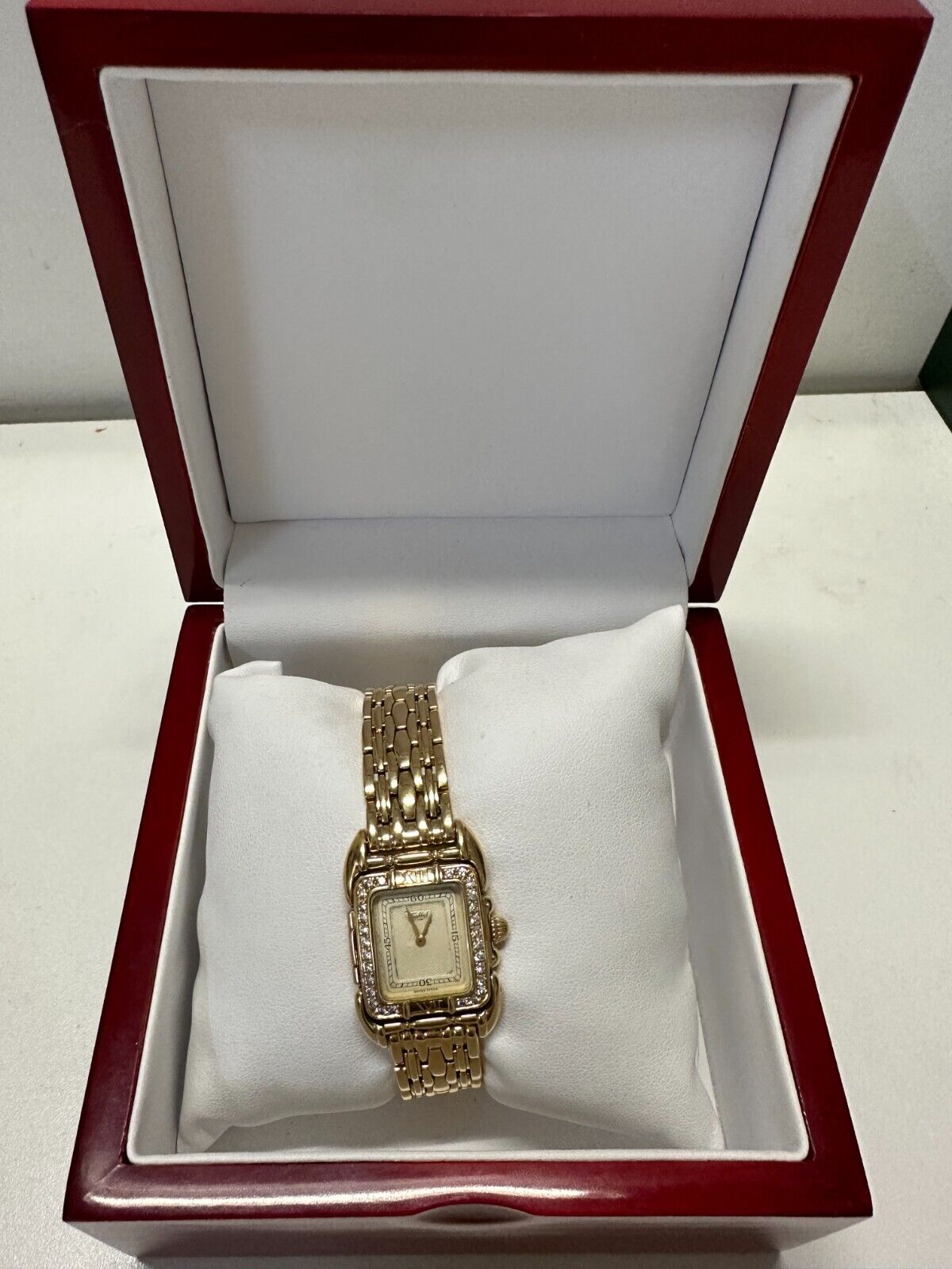 TABBAH Saga De Tabbah 18K YG Ladies Watch w/ 28 Diamonds TABBAH Saga De Tabbah 18K YG Ladies Watch w/ 28 Diamonds