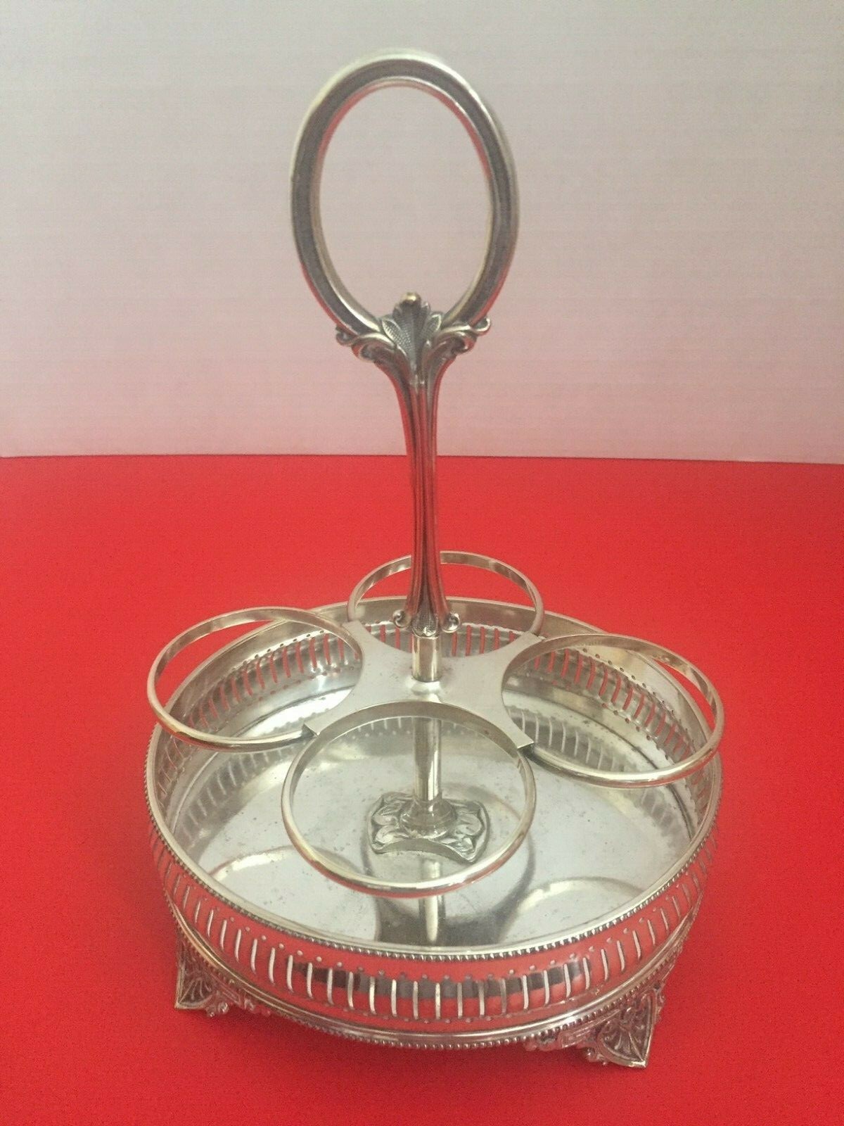 ANTIQUE VICTORIAN SILVER PLATE CRUET SET WITH 4 HAND CUT CRYSTAL CRUET BOTTLES