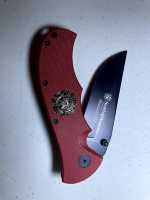SMITH & WESSON Salutes Americas Heroes Knife, Fire Dept, comes with box!