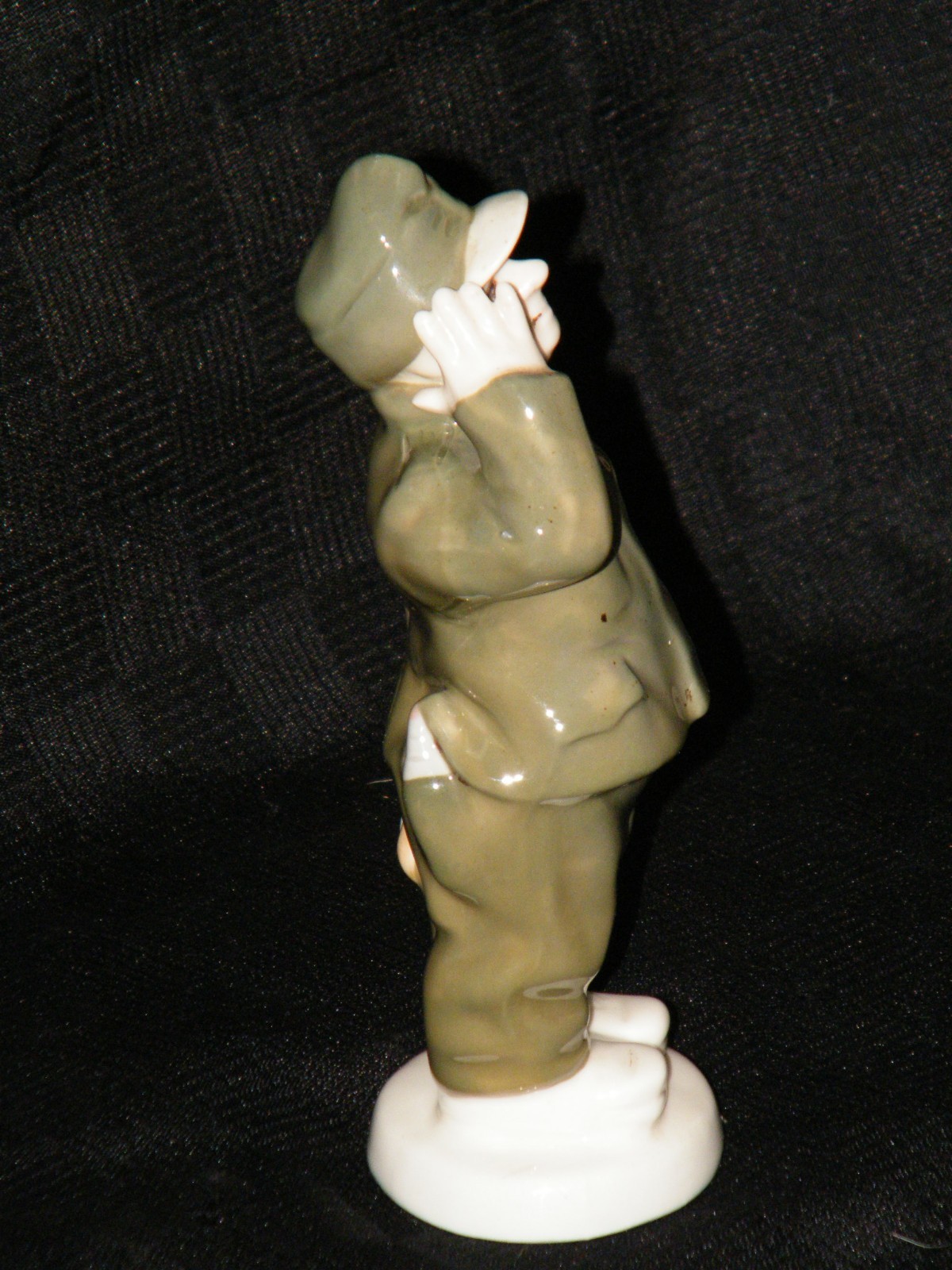 Perfect Soldier Porcelain Figure Figurine Statue Royal Dux Czech Czechoslovakia