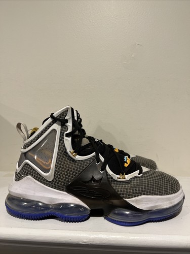 シューズ(男性用) Nike LeBron 18 NAVY COLLEGE Nike LeBron 18 Minneapolis Lakers CQ9283-006 Release Date - SBD