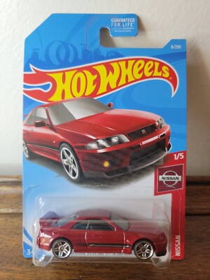 Hot Wheels     Nissan Series Nissan Skyline GT-R R33 Red 1/5 2017 7/250
