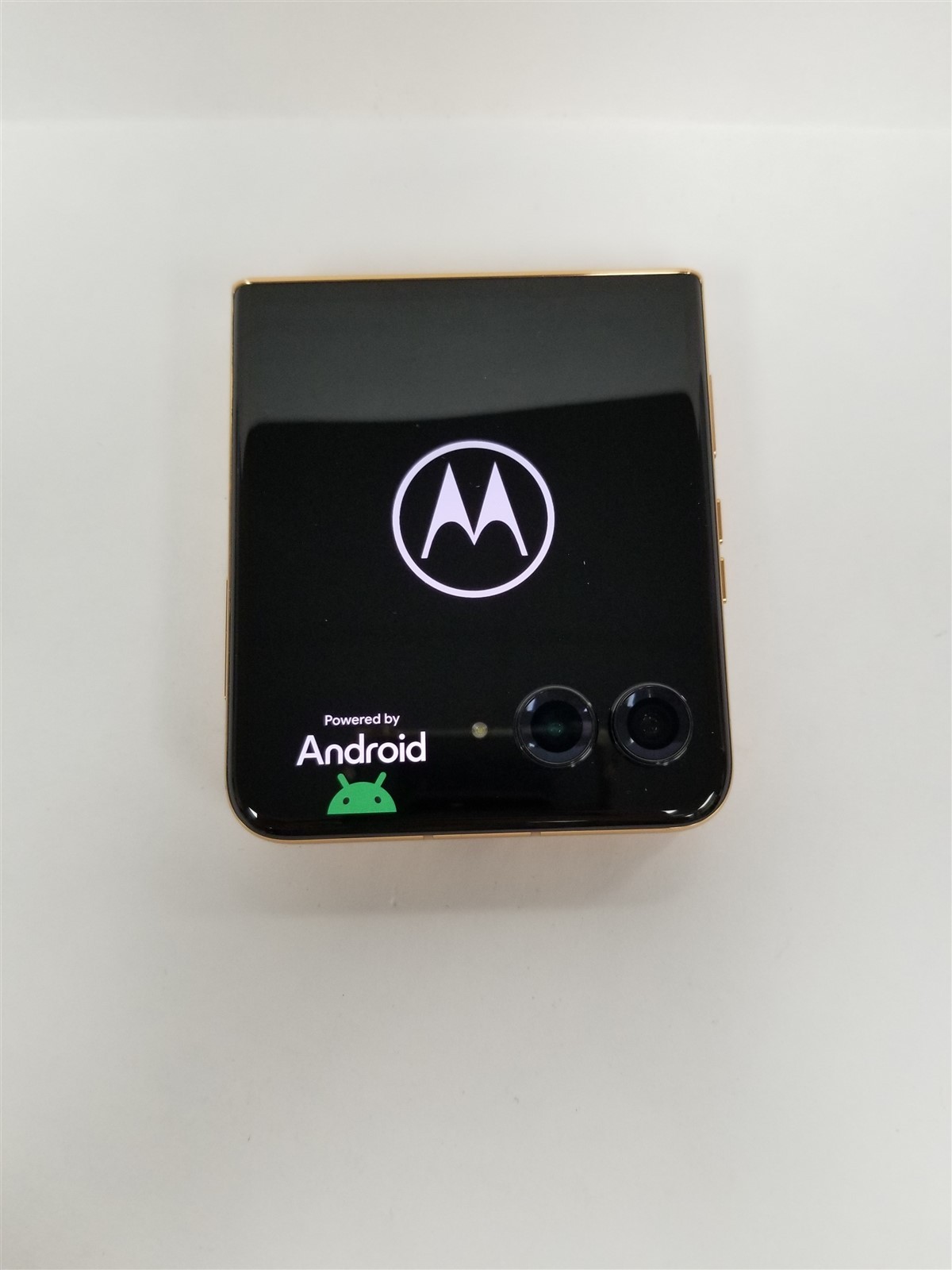 Motorola Razr Plus 2025 256GB Brown XT2557-3 (AT&T) Fully Functional DG6708