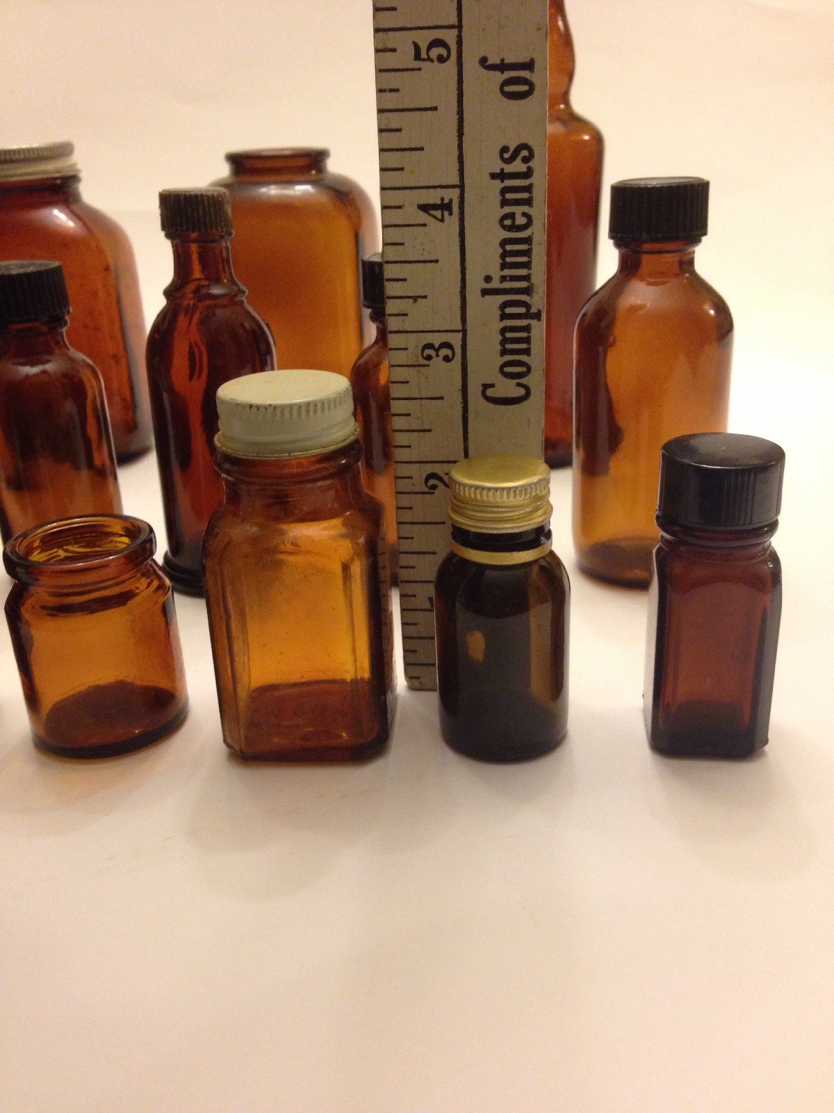 LOT OF 18 ANTIQUE VINTAGE BROWN GLASS BOTTLES