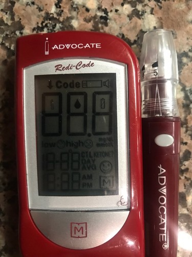 USED Advocate Redi-Code Glucose Meter/BATTERIES  4223 E