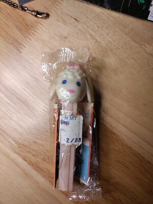 Vintage 1968 Easter Lamb Pez Dispenser - US Patent  3,410,455